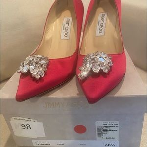 Beautiful GUC pink 38.5 crystal Mamey Jimmy Choo pumps